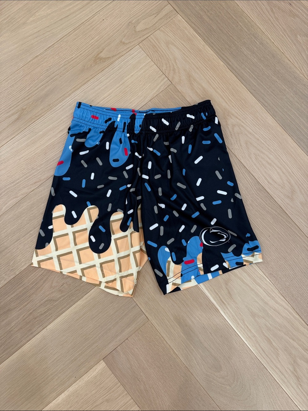 Ice Cream Print Men's Swim Shorts in Black and Blue